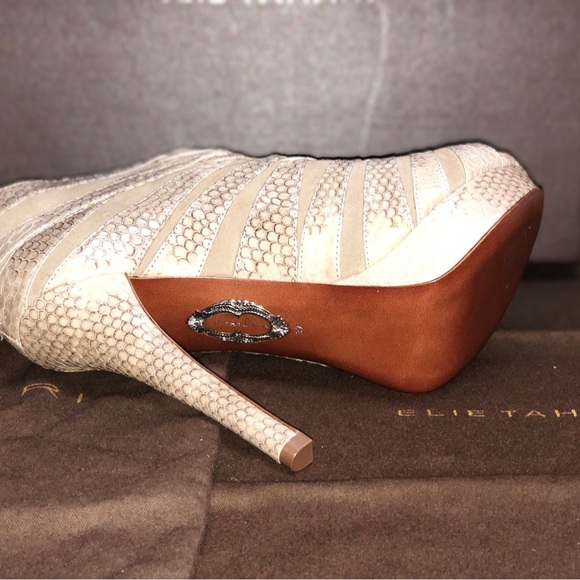 ELIE TAHARI HEELS - Picture 4 of 4